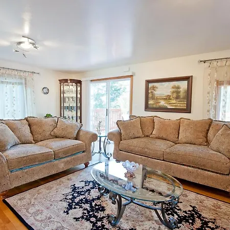Beautiful Apartment-5 Beds-Full Kitchen-Parking-Super Clean! Boston Exterior photo